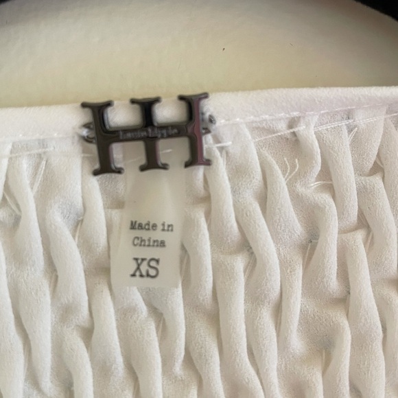 Haute Hippie Stolen Glances V-Neck Sleeveless Top - Picture 12 of 12